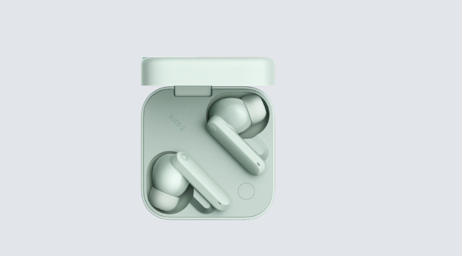 Конкурент AirPods представил наушники с рекордной автономностью работы